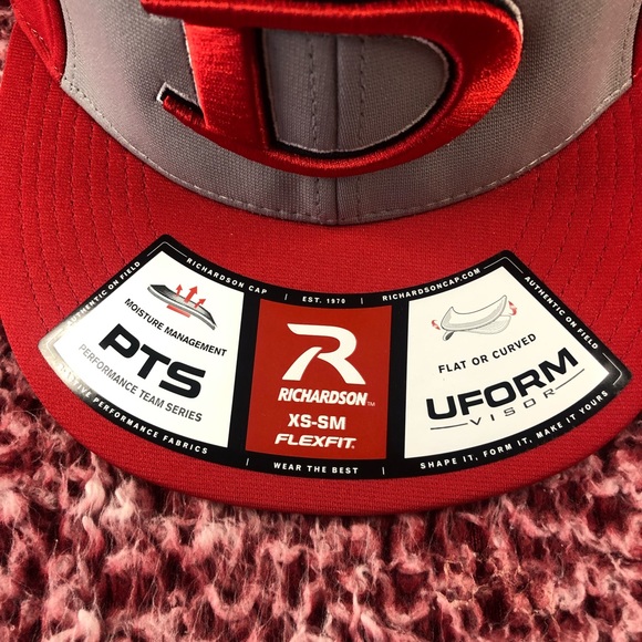 NWT Men’s Richardson Flexfit Hat - Picture 2 of 7